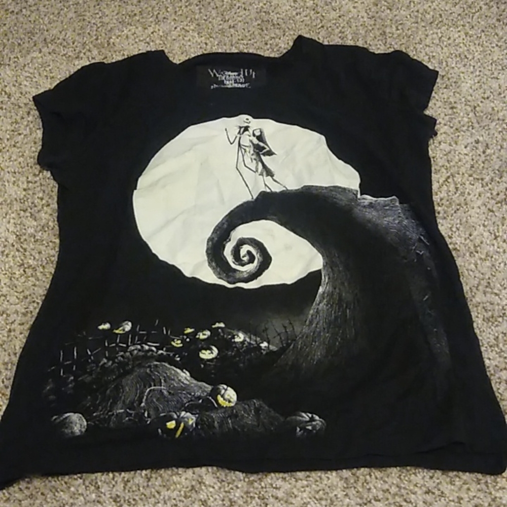 Wound up large black Nightmare Before Christmas tshirt
